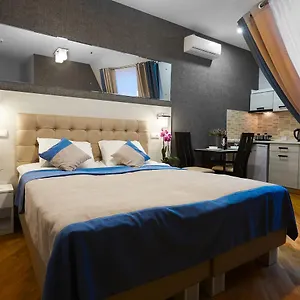 Otel Antares, Lviv